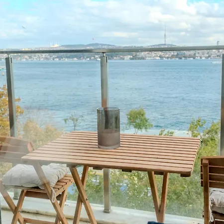 Bosphorus View Gem - 3 Large Bedrooms - 2 Baths & Balcony In Prime Location Apartment Istanbul