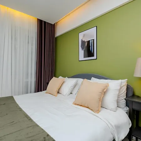 Bosphorus View Gem - 3 Large Bedrooms - 2 Baths & Balcony In Prime Location דירה איסטמבול