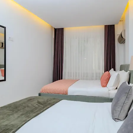 דירה Bosphorus View Gem - 3 Large Bedrooms - 2 Baths & Balcony In Prime Location *