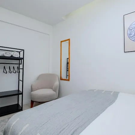 Διαμέρισμα Bosphorus View Gem - 3 Large Bedrooms - 2 Baths & Balcony In Prime Location *
