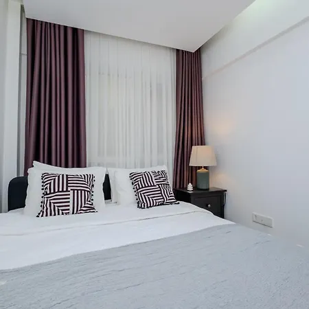 アパート Bosphorus View Gem - 3 Large Bedrooms - 2 Baths & Balcony In Prime Location イスタンブール