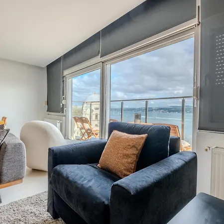 アパート Bosphorus View Gem - 3 Large Bedrooms - 2 Baths & Balcony In Prime Location イスタンブール